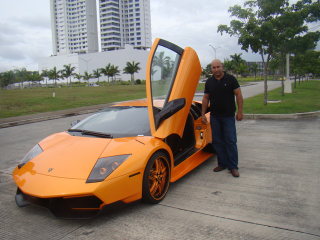 Illustration for article titled Meet The Internet Frauds Who Want To Sell You A Top Gear-Endorsed $49,000 Bugatti